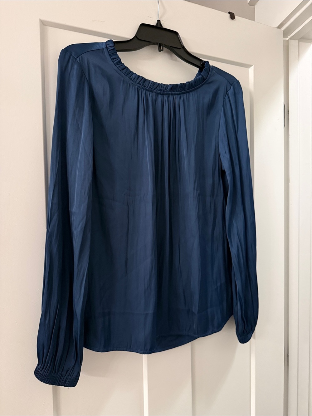 Ann Taylor Factory Navy Blue Long-Sleeve Peasant Blouse